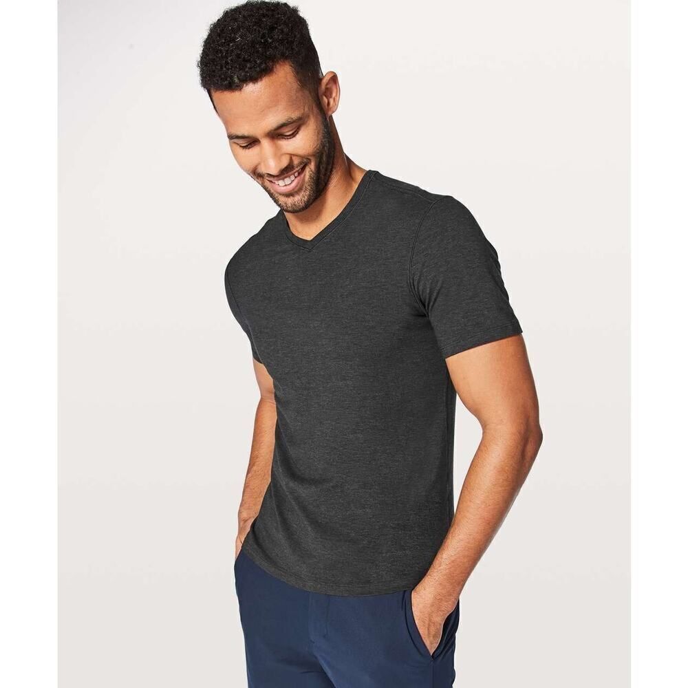 Lululemon Men’s Lululemon 5 Year Basic Tee in Heathered Black